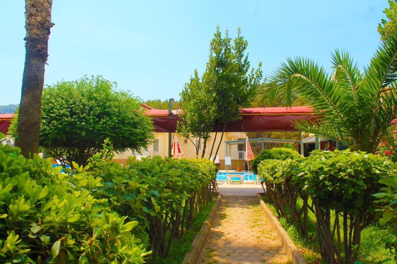 Carmina Hotel Ovacık Extérieur photo