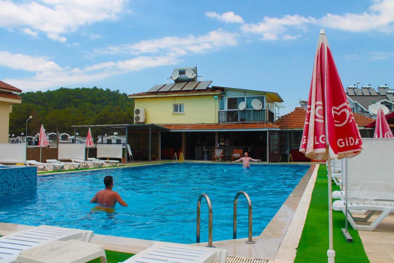 Carmina Hotel Ovacık Extérieur photo